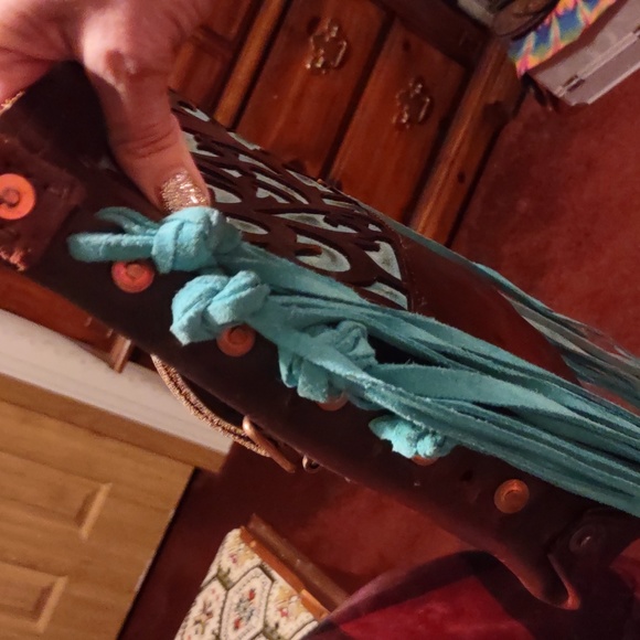 Custom made cow leather fringe bag. - Picture 6 of 16